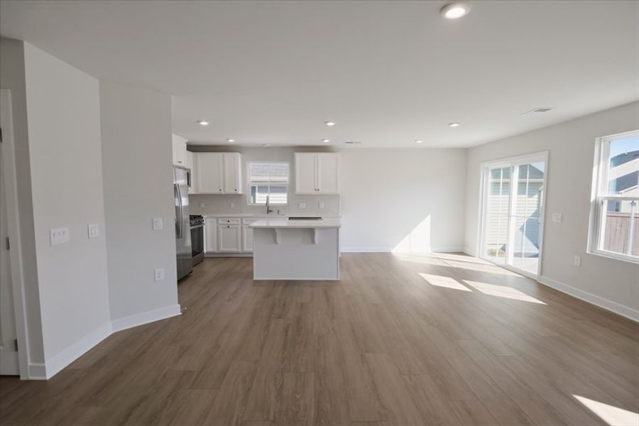 Spacious, unfurnished interior of a new home in Reidville Town Center Cottages, Duncan (Image 11). Spacious, unfurnished interior of a new home in Reidville Town Center Cottages, Duncan (Image 11).