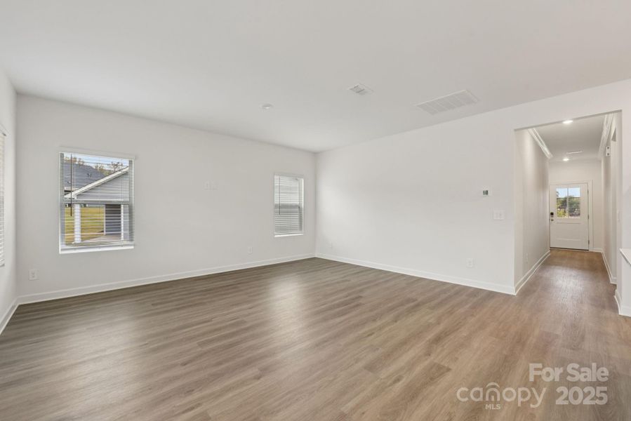 Spacious, unfurnished interior of a new home in Brighton Springs, York (Image 29).