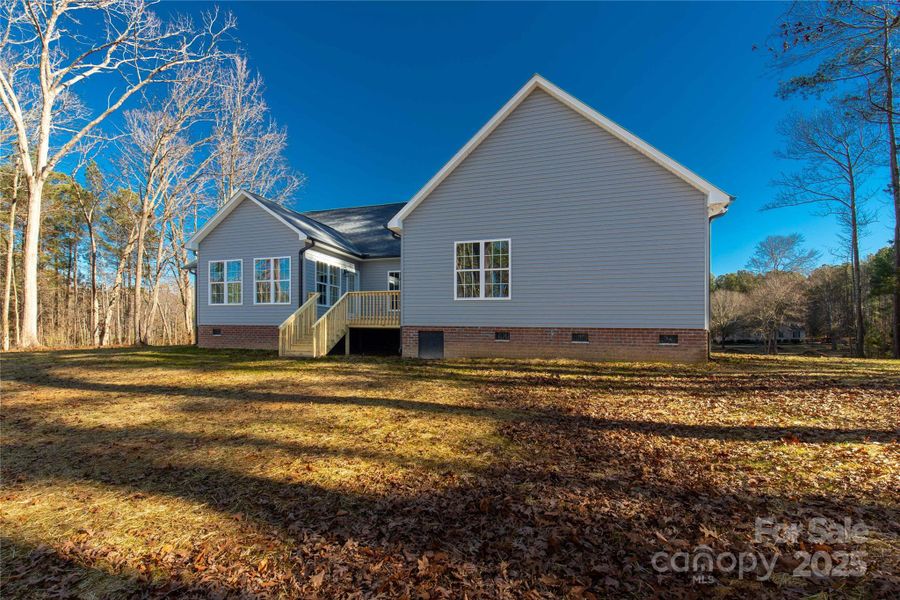 Exterior details and patio area of a home in , York (Image 19).