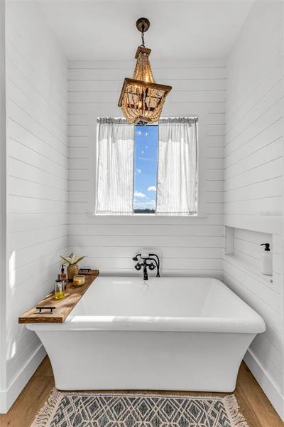 Furnished interior view inside a new home in , Arcadia (Image 30).