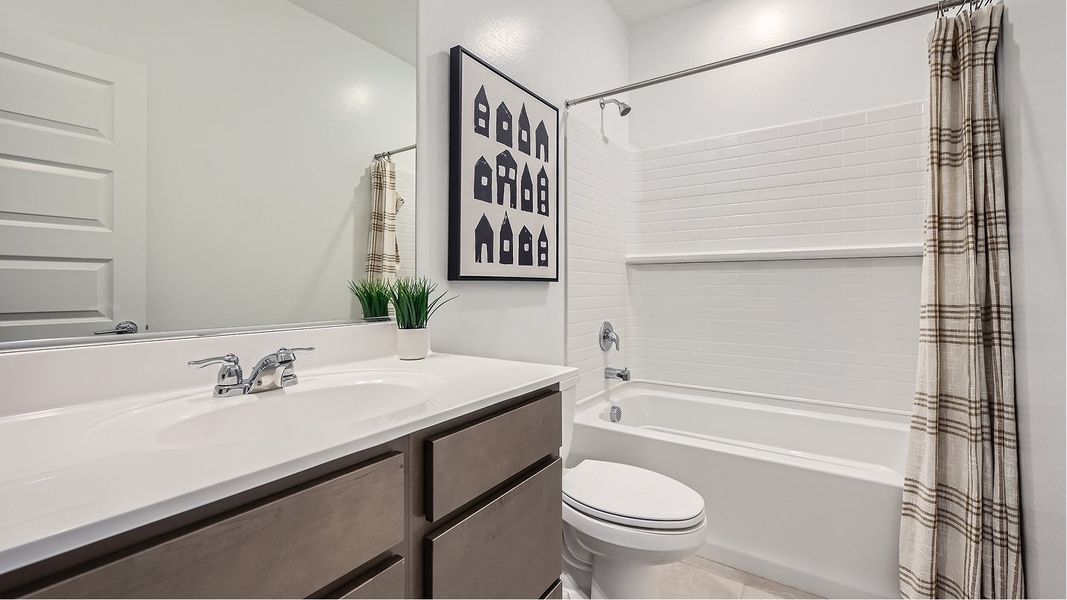 4083 Revolution Bath2 Base8