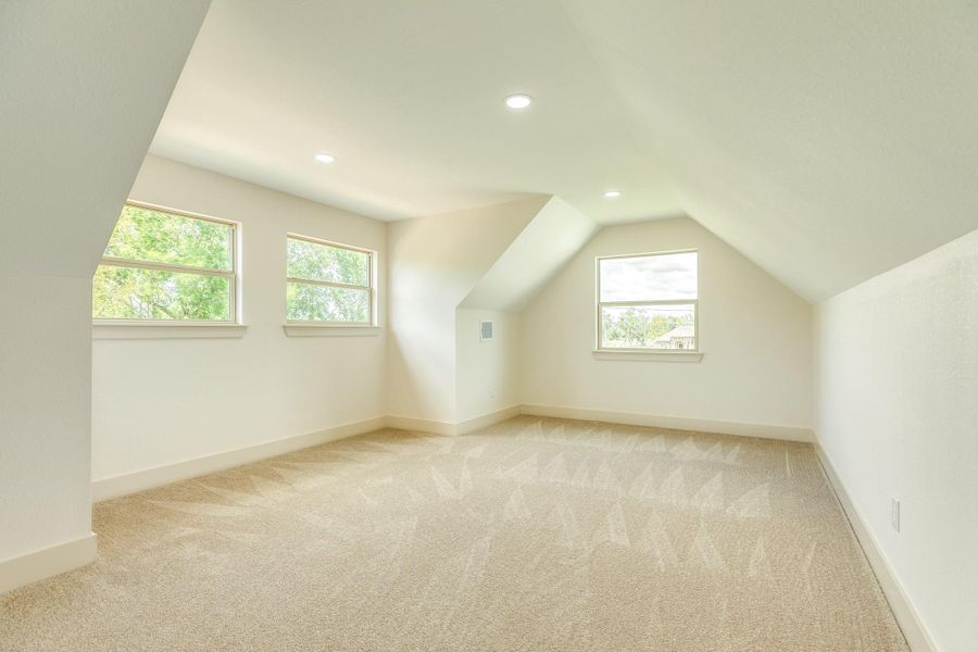 Spacious, unfurnished interior of a new home in , Richwood (Image 32).