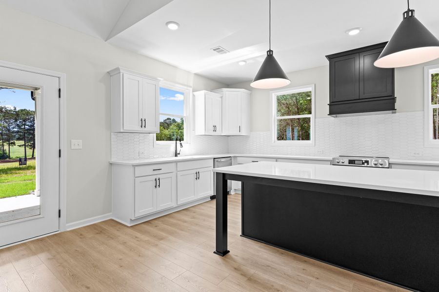 Furnished interior view inside a new home in Golfview, Thomaston (Image 6).