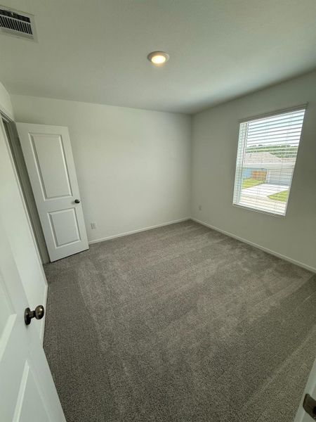 Spacious, unfurnished interior of a new home in Pinewood Trails, Cleveland (Image 23). Spacious, unfurnished interior of a new home in Pinewood Trails, Cleveland (Image 23).