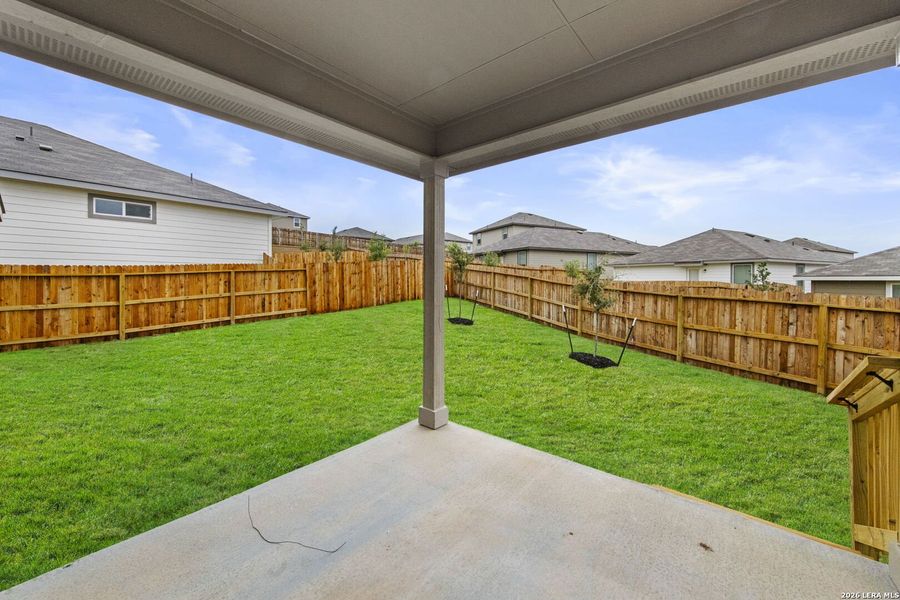 Exterior details and patio area of a home in Stonehill, San Antonio (Image 13).
