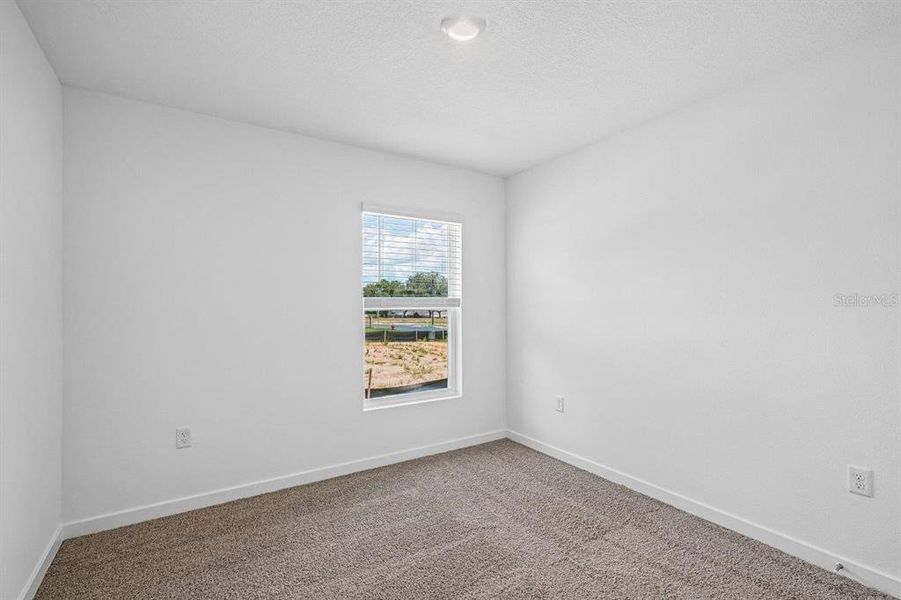 Spacious, unfurnished interior of a new home in , Umatilla (Image 11).