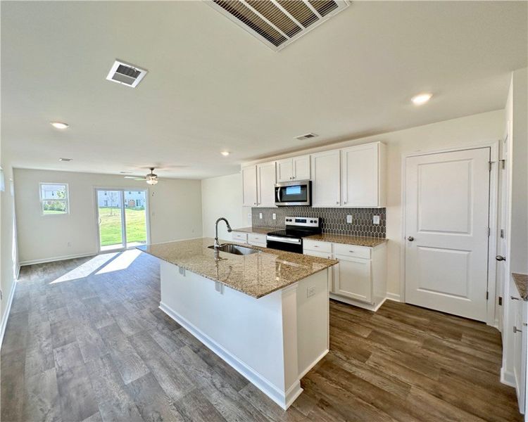 *Picture from a similar Belmont. Not this actual u