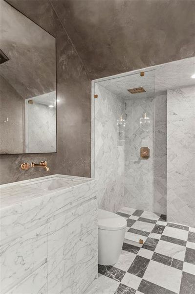 Image 74 of a home in .