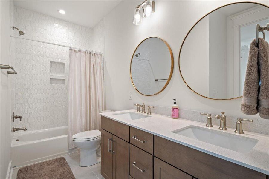 Furnished interior view inside a new home in , Johns Island (Image 49).