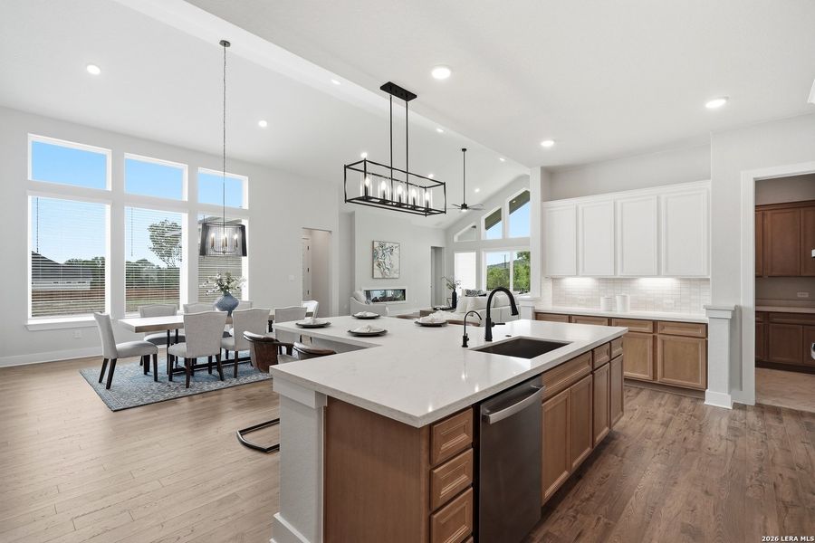 Furnished interior view inside a new home in Potranco Oaks, Castroville (Image 44).