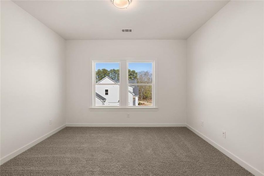 Spacious, unfurnished interior of a new home in , Gainesville (Image 63).