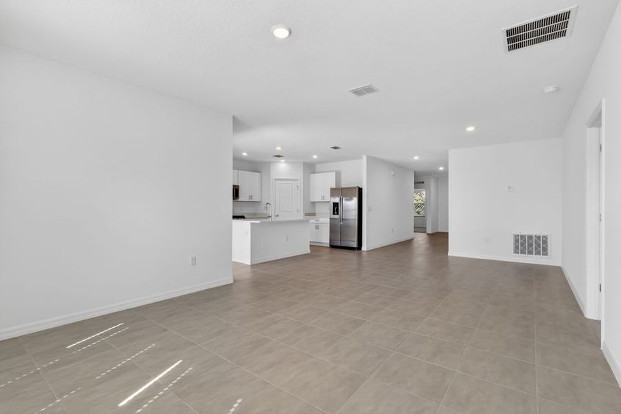 Spacious, unfurnished interior of a new home in Waterstone, Groveland (Image 17). Spacious, unfurnished interior of a new home in Waterstone, Groveland (Image 17).