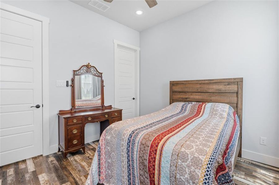 Furnished interior view inside a new home in , Rio Vista (Image 18).