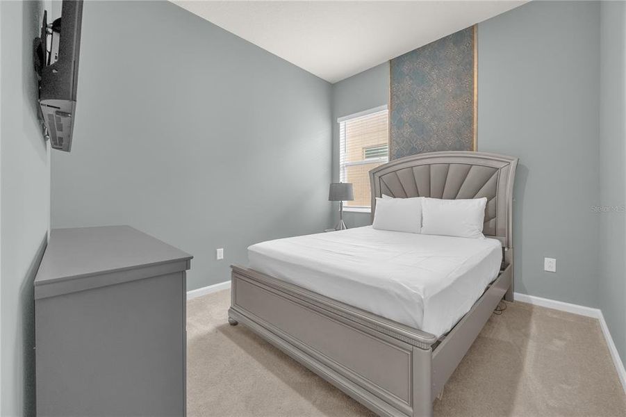 Furnished interior view inside a new home in , Kissimmee (Image 41).