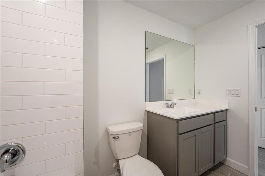205-6331 Windwood-0611