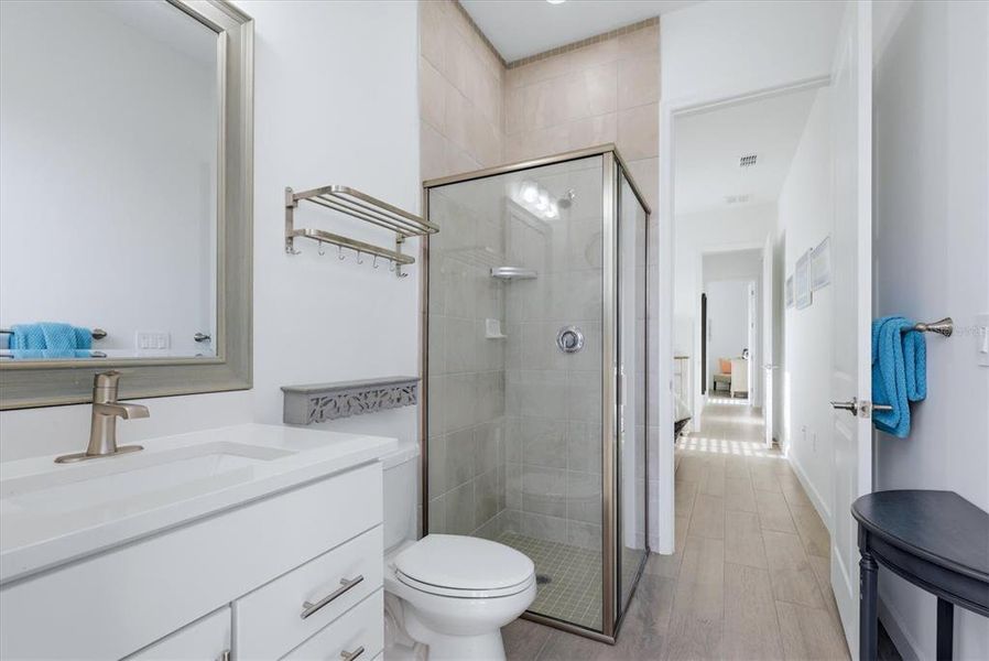 Furnished interior view inside a new home in , Bradenton (Image 9).