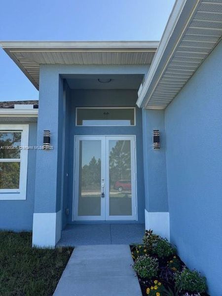 Exterior details and patio area of a home in , Lehigh Acres (Image 23).