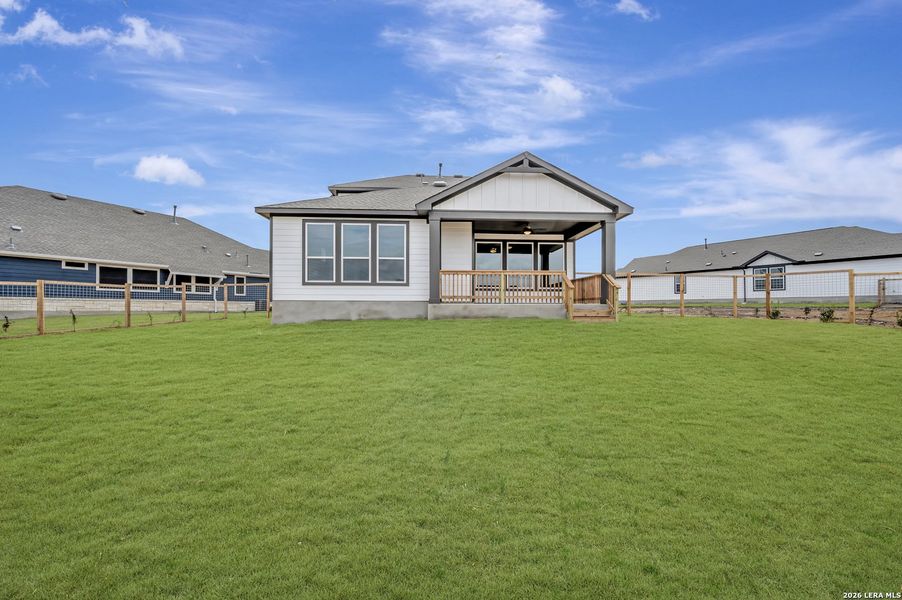 Exterior details and patio area of a home in The Crossvine 45’, Schertz (Image 26).