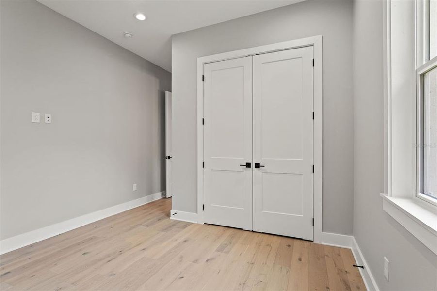 Spacious, unfurnished interior of a new home in , Brooksville (Image 24).