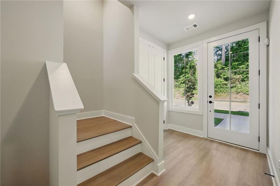 Spacious, unfurnished interior of a new home in , Atlanta (Image 31).