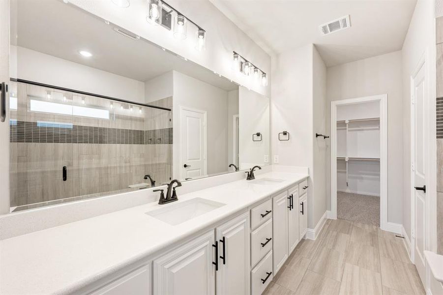 Furnished interior view inside a new home in Meraki, Forney (Image 11).