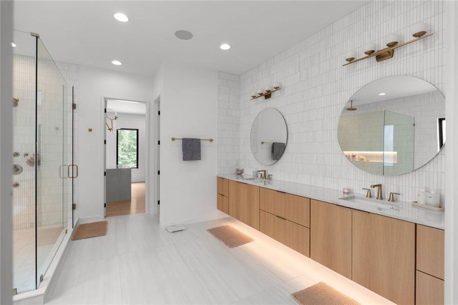 Furnished interior view inside a new home in , Atlanta (Image 43).