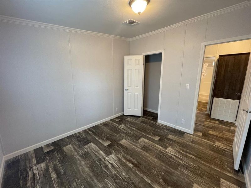 Spacious, unfurnished interior of a new home in , Ocala (Image 16).