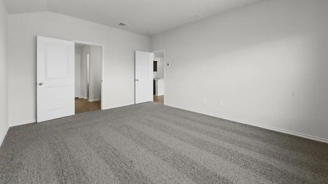 Representative unfurnished interior of a home built from the Denton by D.R. Horton in Asher Oaks, Bonham (Image 9).