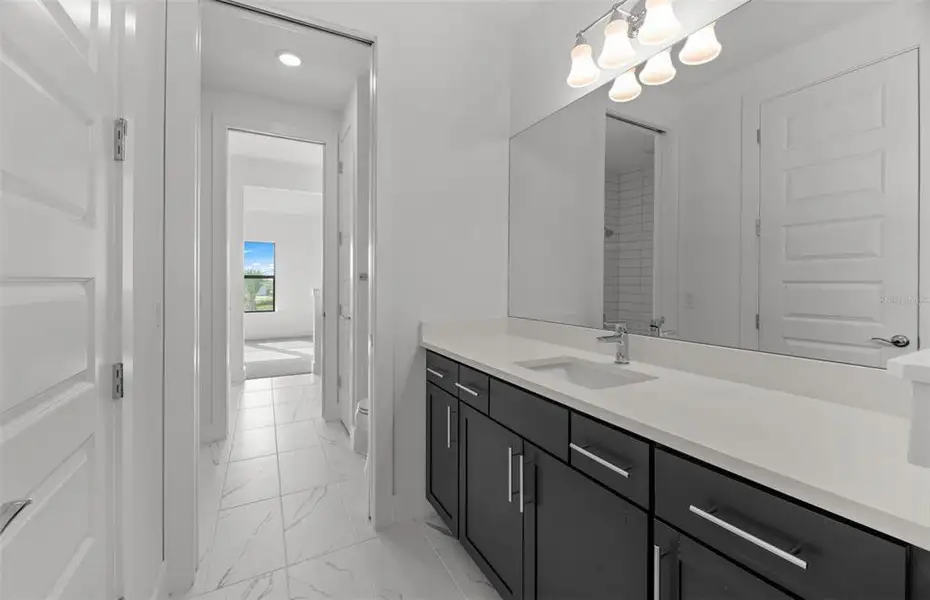 Furnished interior view inside a new home in , Bradenton (Image 8).