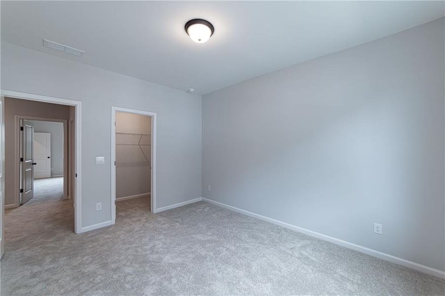 Spacious, unfurnished interior of a new home in Enclave at Edgewater, Canton (Image 64).