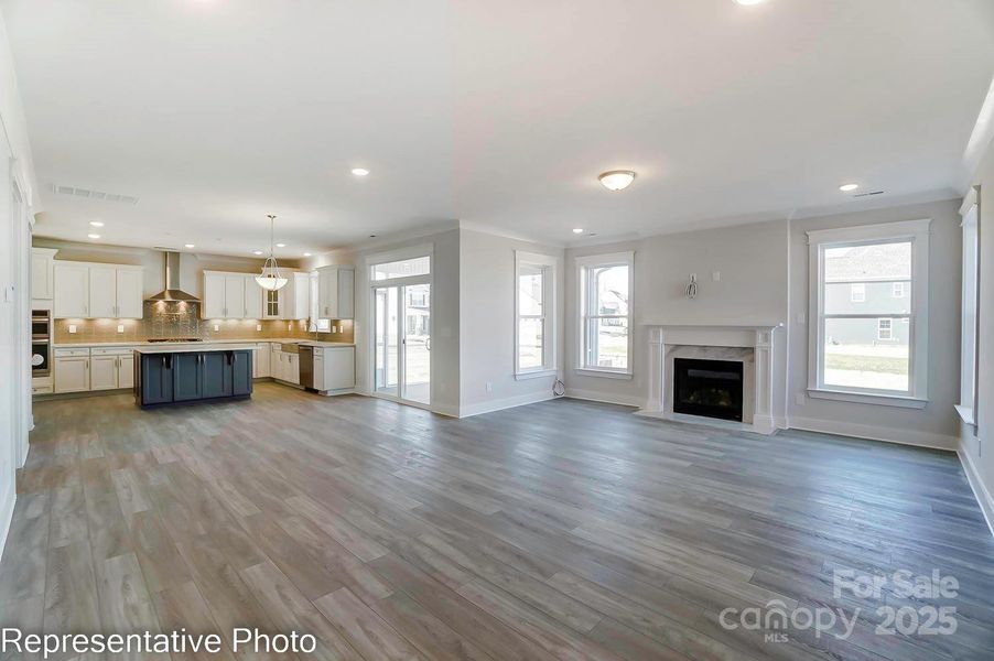 Spacious, unfurnished interior of a new home in Harmony, Harrisburg (Image 36).