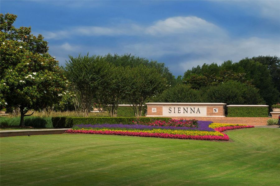 Image 26 of a home in Sienna.