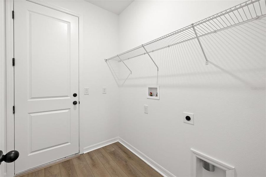 Spacious, unfurnished interior of a new home in , Kissimmee (Image 14).