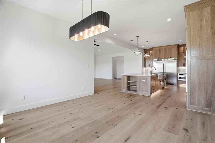 Spacious, unfurnished interior of a new home in Summit Ranch, Aledo (Image 31).