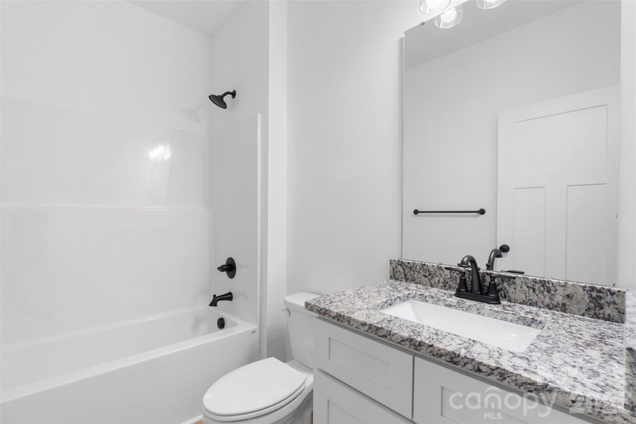 Full 2nd Bathroom Full 2nd Bathroom