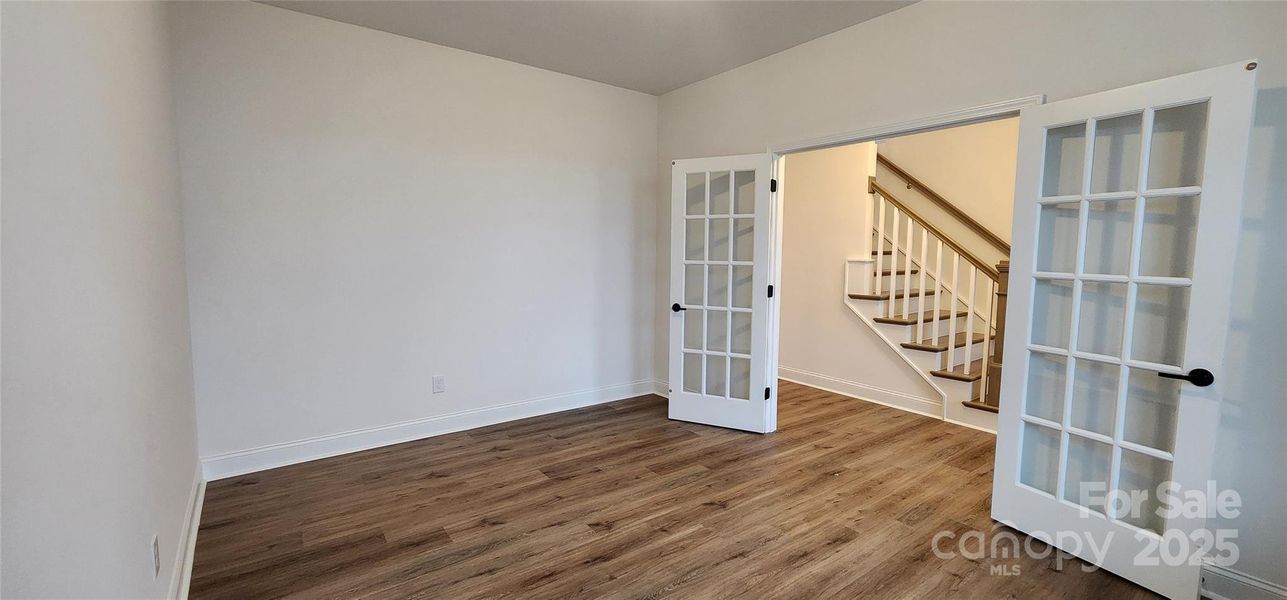 **PHOTO REPRESENTATION ONLY** DESIGN SELECTIONS MAY VARY **PHOTO REPRESENTATION ONLY** DESIGN SELECTIONS MAY VARY