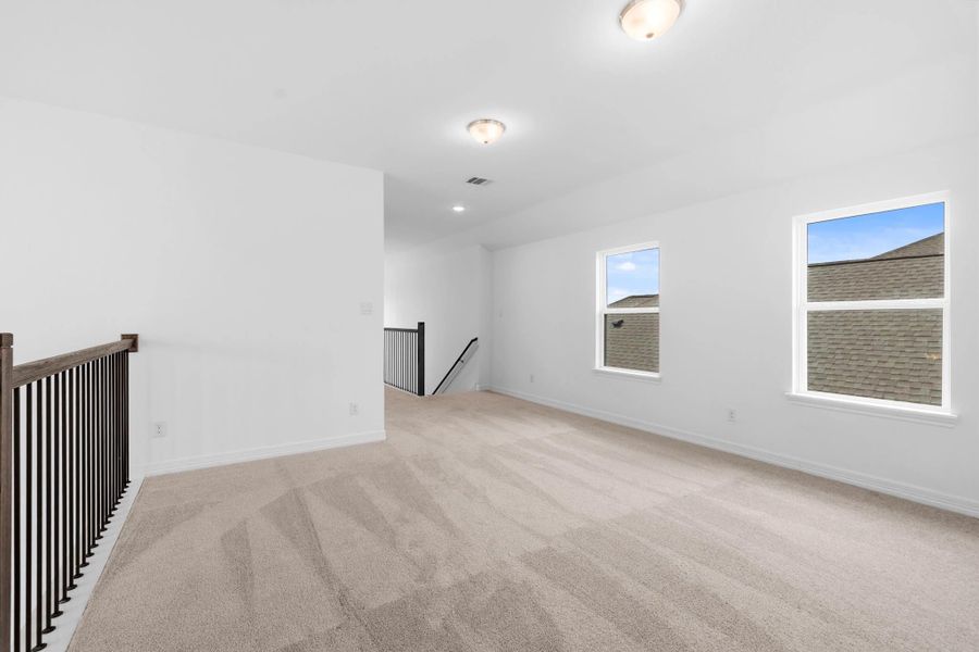 Spacious, unfurnished interior of a new home in Wildrye, Waller (Image 19).
