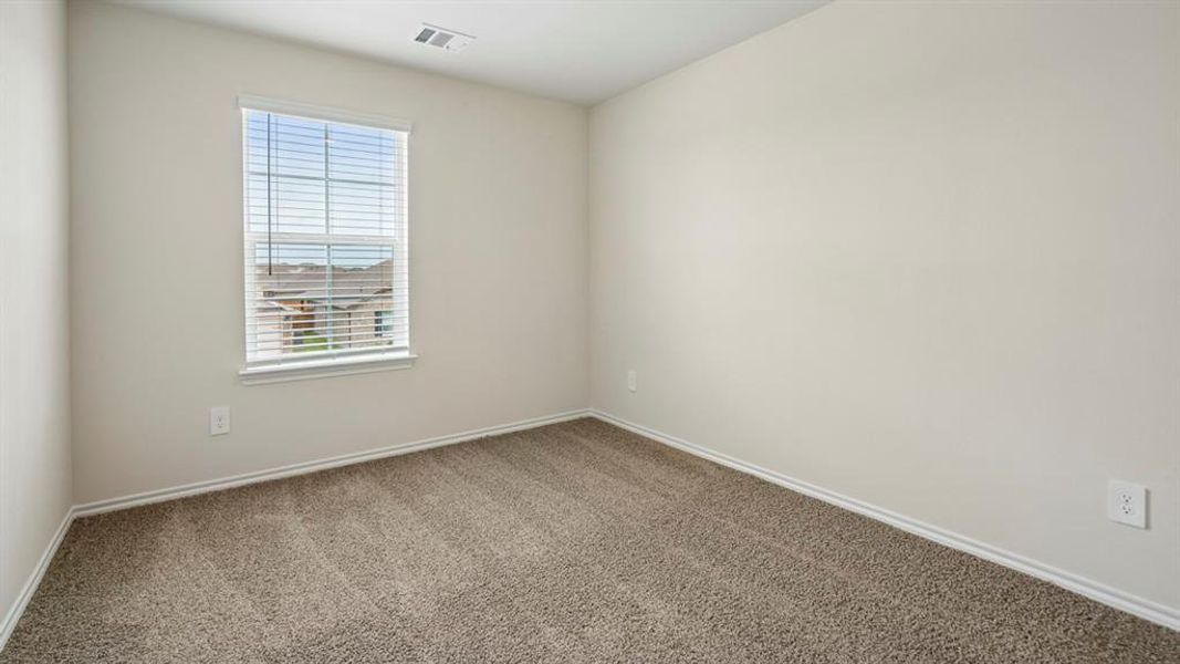 Spacious, unfurnished interior of a new home in Frontier Pointe, Princeton (Image 25).