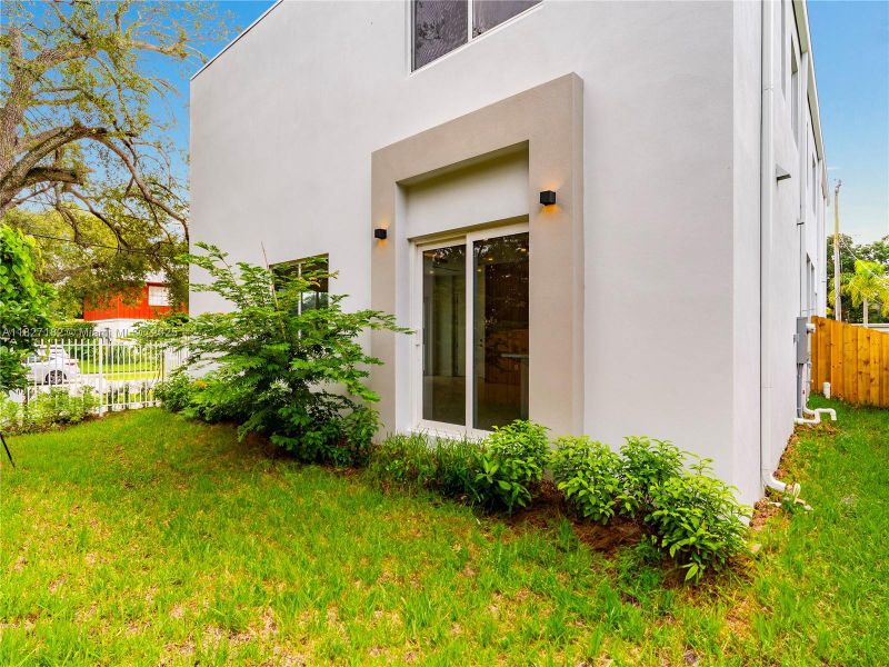 Front exterior of a new home in , Fort Lauderdale, FL, highlighting curb appeal (Image 20). Front exterior of a new home in , Fort Lauderdale, FL, highlighting curb appeal (Image 20).