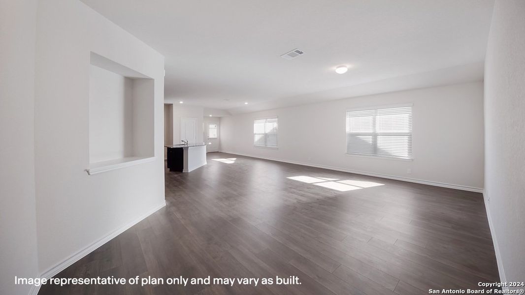 Spacious, unfurnished interior of a new home in Langdon, San Antonio (Image 13).