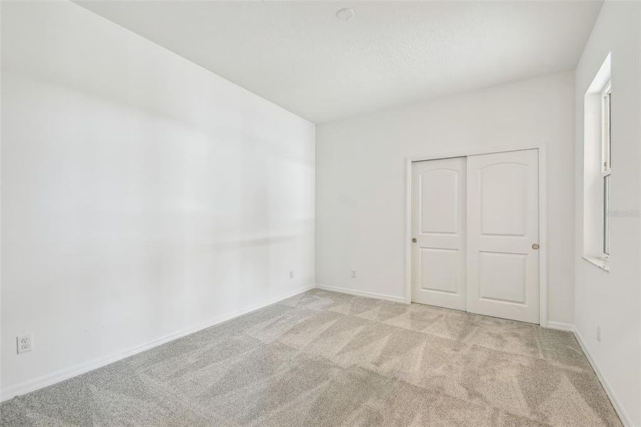 Spacious, unfurnished interior of a new home in Sweetwater at Lakewood Ranch, Lakewood Ranch (Image 8).
