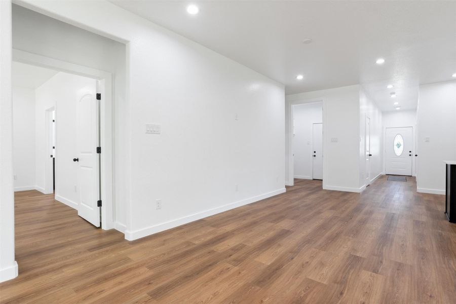 Spacious, unfurnished interior of a new home in , Splendora (Image 17).