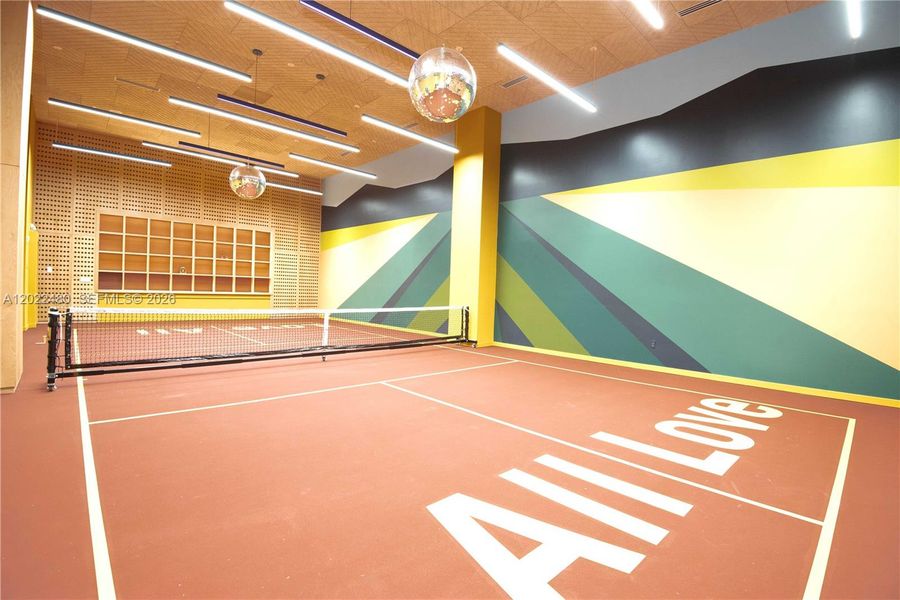 Community amenities in , Miami (Image 36).