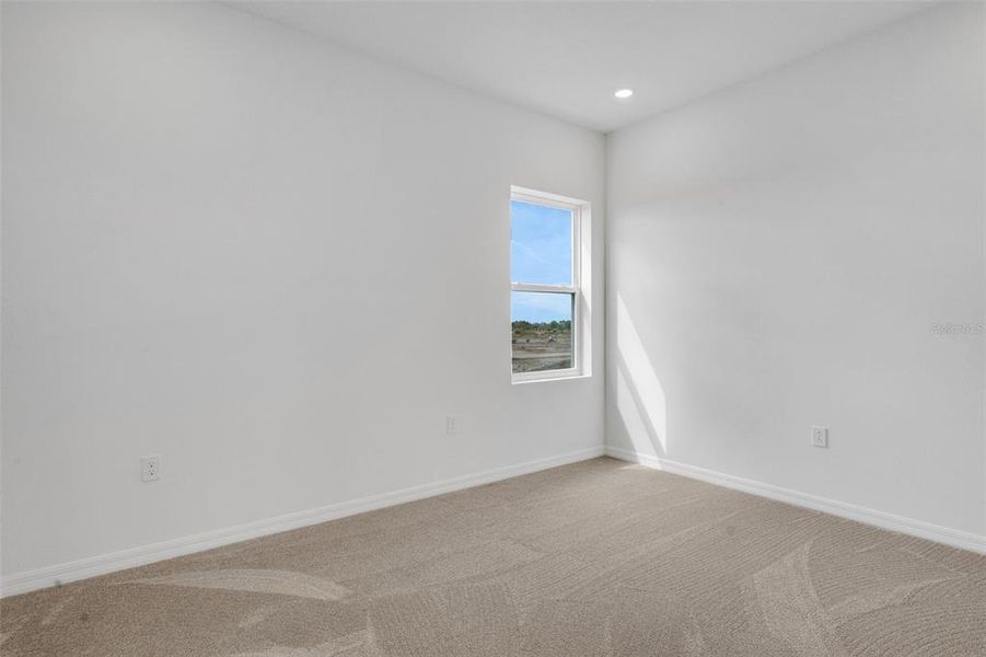 Spacious, unfurnished interior of a new home in Turnleaf, Punta Gorda (Image 16).
