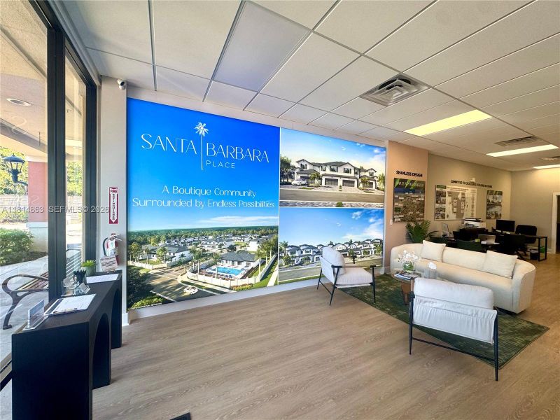 Community amenities in , Naples (Image 6).