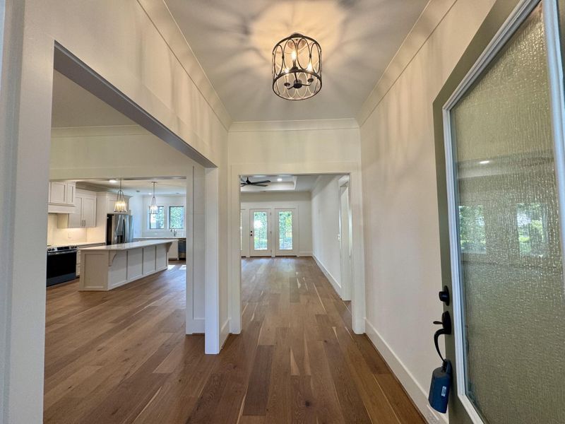 Spacious, unfurnished interior of a new home in , Pawleys Island (Image 14). Spacious, unfurnished interior of a new home in , Pawleys Island (Image 14).