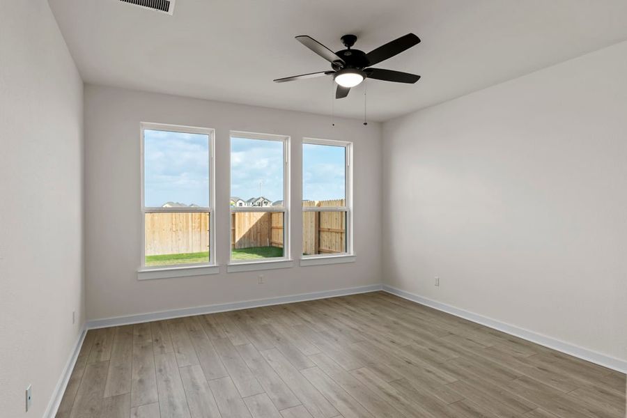 Spacious, unfurnished interior of a new home in Terrace Collection at Lariat, Liberty Hill (Image 35).