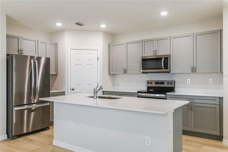 Furnished interior view inside a new home in Pasadena Woods, Dade City (Image 6). Furnished interior view inside a new home in Pasadena Woods, Dade City (Image 6).