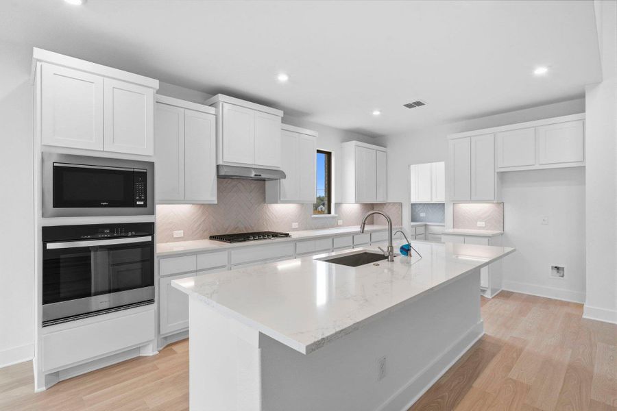 Center Island in Kitchen