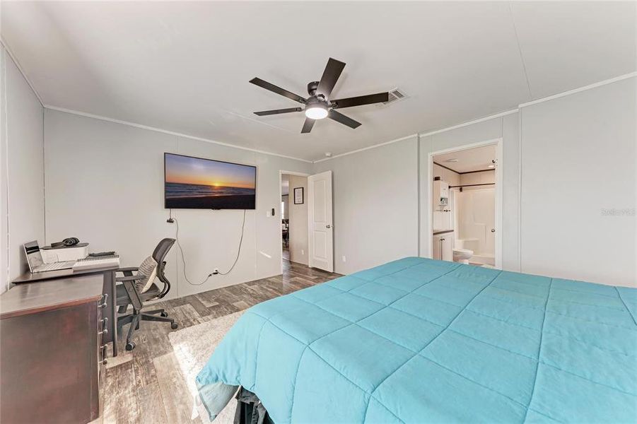 Furnished interior view inside a new home in , Punta Gorda (Image 40).